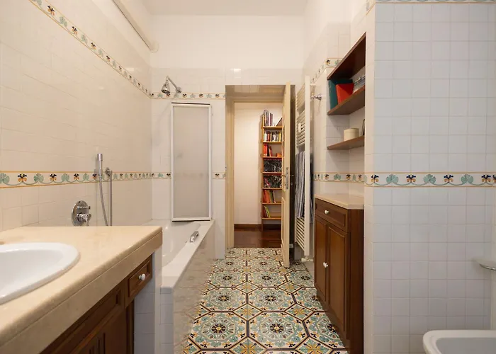 Guesthost - Trastevere Charming Apartment Rom